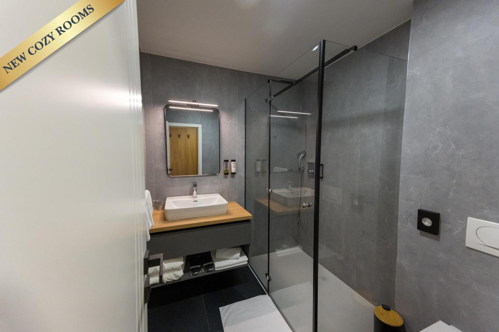 Hotel Jarun 3*
